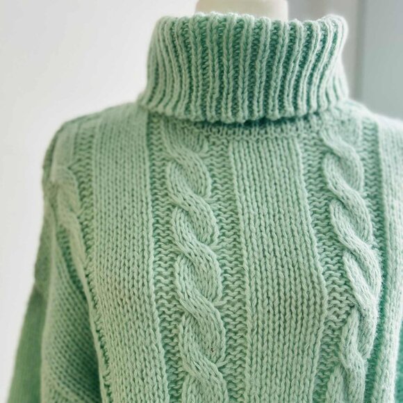 Ceny Bright Celadon Chunky & Cozy Cable Knit Turtleneck Sweater – US L - Picture 1 of 12